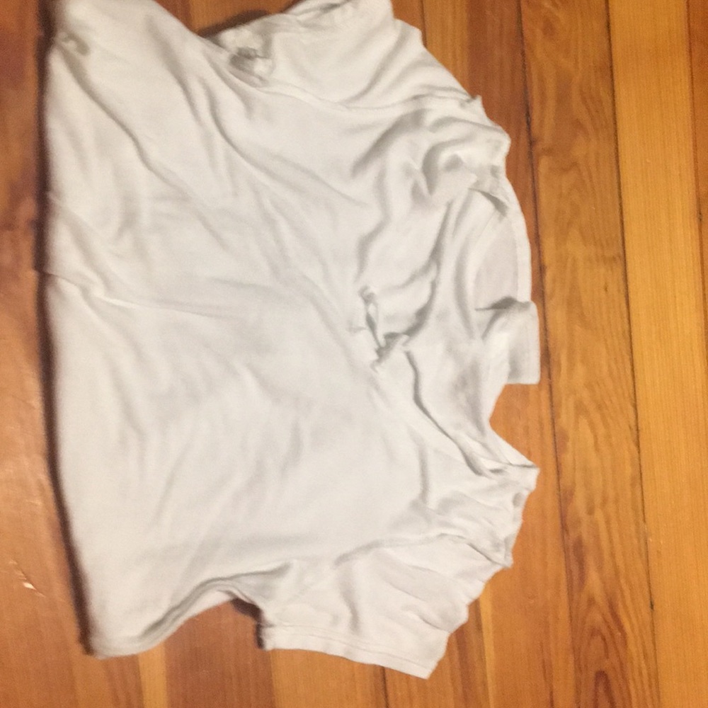 White strapy t shirt